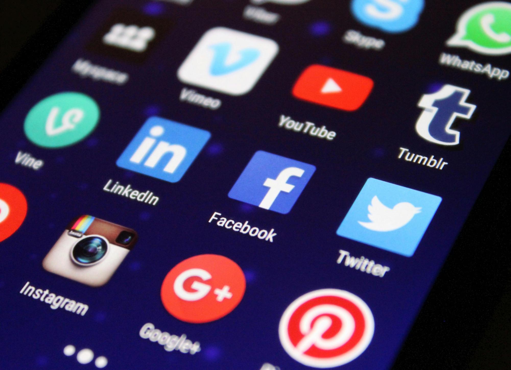 The Social Media That Influenced Our Generation