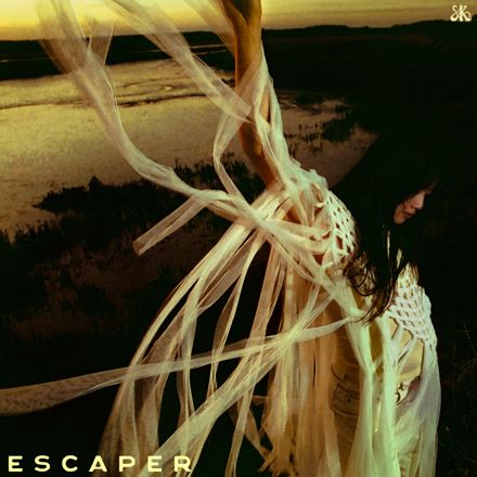 Sarah Kinsley’s album “Escaper”
Photo released by
https://www.sarahkinsleymusic.com for promotional use